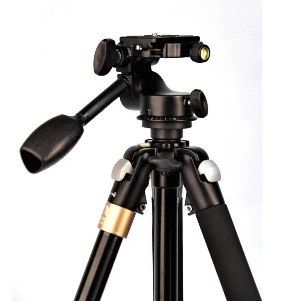 سه پایه دوربین بیک مدل Q404 Camera Tripod